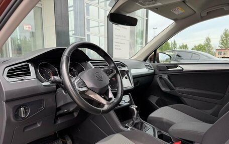 Volkswagen Tiguan II, 2021 год, 2 650 000 рублей, 10 фотография