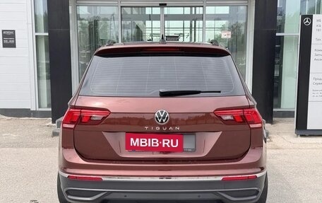Volkswagen Tiguan II, 2021 год, 2 650 000 рублей, 8 фотография
