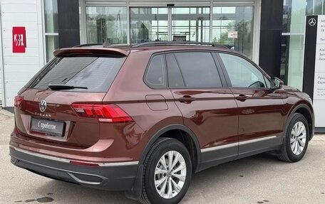 Volkswagen Tiguan II, 2021 год, 2 650 000 рублей, 6 фотография