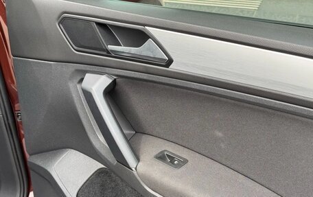Volkswagen Tiguan II, 2021 год, 2 650 000 рублей, 29 фотография