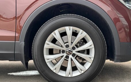 Volkswagen Tiguan II, 2021 год, 2 650 000 рублей, 32 фотография