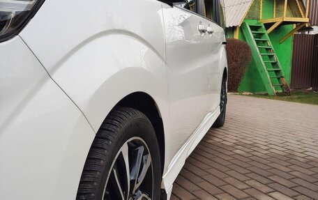 Honda Stepwgn IV, 2020 год, 2 230 000 рублей, 5 фотография
