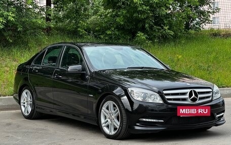 Mercedes-Benz C-Класс, 2010 год, 1 330 000 рублей, 2 фотография