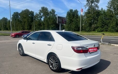 Toyota Camry, 2017 год, 2 550 000 рублей, 2 фотография