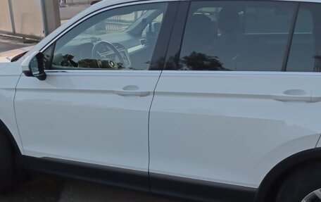 Volkswagen Tiguan II, 2018 год, 2 690 000 рублей, 7 фотография