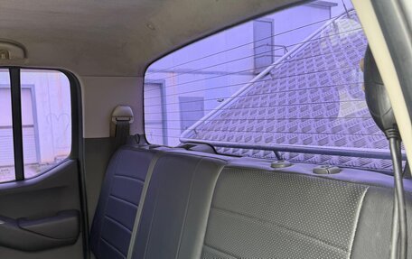 Nissan Navara (Frontier), 2007 год, 550 000 рублей, 10 фотография