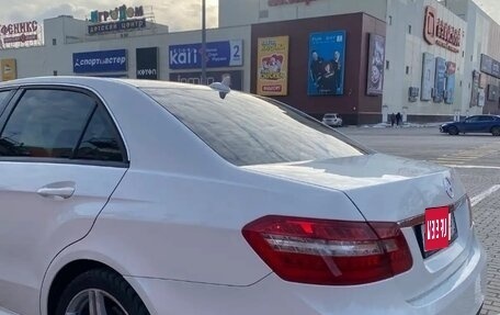 Mercedes-Benz E-Класс, 2011 год, 1 000 000 рублей, 5 фотография