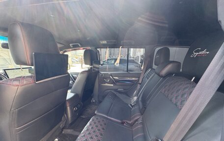 Mitsubishi Pajero IV, 2019 год, 4 350 000 рублей, 9 фотография