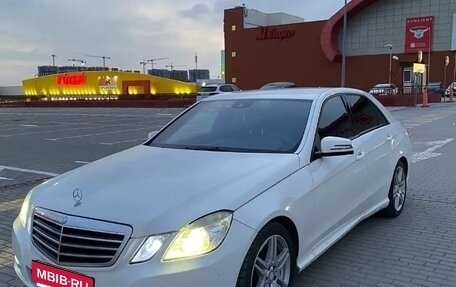 Mercedes-Benz E-Класс, 2011 год, 1 000 000 рублей, 9 фотография