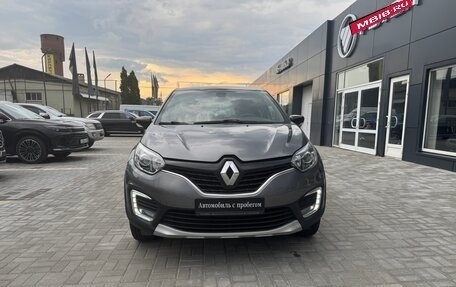 Renault Kaptur I рестайлинг, 2016 год, 1 050 000 рублей, 2 фотография