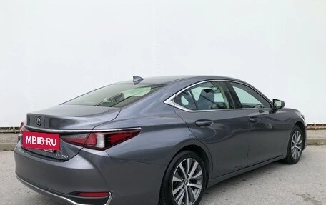 Lexus ES VII, 2019 год, 3 700 000 рублей, 2 фотография