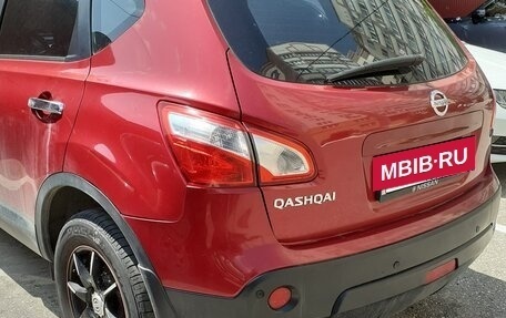 Nissan Qashqai, 2010 год, 950 000 рублей, 2 фотография