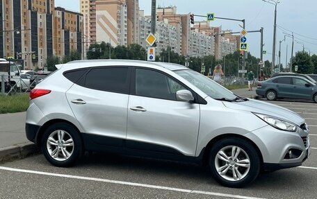 Hyundai ix35 I рестайлинг, 2011 год, 1 190 000 рублей, 2 фотография