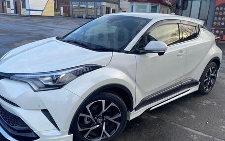 Toyota C-HR I рестайлинг, 2018 год, 2 000 000 рублей, 7 фотография