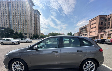 Mercedes-Benz B-Класс, 2019 год, 2 250 000 рублей, 1 фотография
