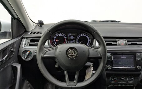 Skoda Rapid I, 2019 год, 880 000 рублей, 15 фотография