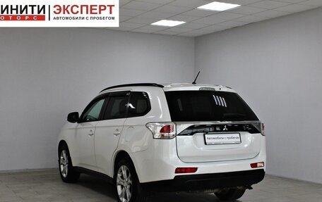 Mitsubishi Outlander III рестайлинг 3, 2013 год, 1 399 900 рублей, 6 фотография