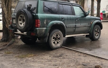 Nissan Patrol, 2001 год, 1 100 000 рублей, 2 фотография