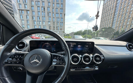 Mercedes-Benz B-Класс, 2019 год, 2 250 000 рублей, 12 фотография