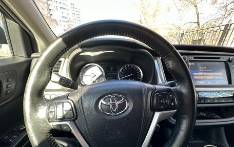 Toyota Highlander III, 2014 год, 3 200 000 рублей, 14 фотография