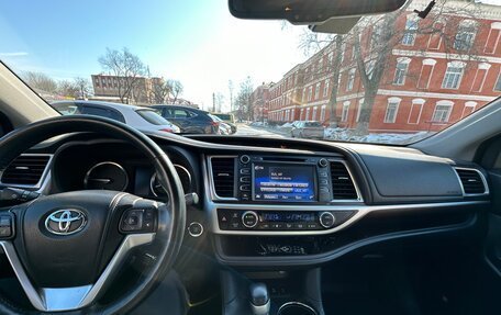Toyota Highlander III, 2014 год, 3 200 000 рублей, 13 фотография