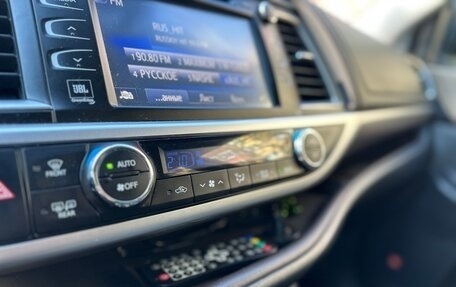Toyota Highlander III, 2014 год, 3 200 000 рублей, 15 фотография