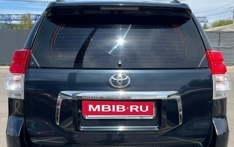Toyota Land Cruiser Prado 150 рестайлинг 2, 2013 год, 2 500 000 рублей, 2 фотография
