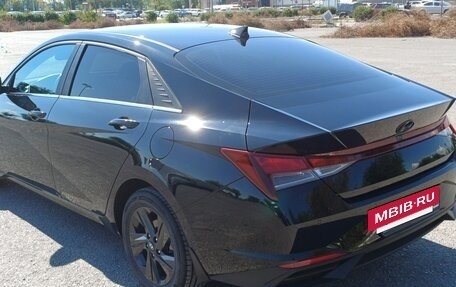 Hyundai Elantra, 2021 год, 2 050 000 рублей, 14 фотография