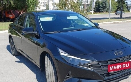 Hyundai Elantra, 2021 год, 2 050 000 рублей, 10 фотография