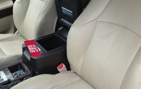Toyota Land Cruiser Prado 150 рестайлинг 2, 2011 год, 3 005 000 рублей, 7 фотография