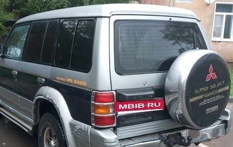 Mitsubishi Pajero III рестайлинг, 1997 год, 360 000 рублей, 3 фотография