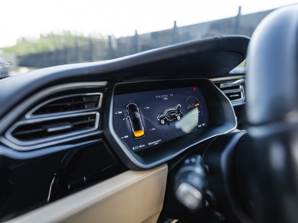 Tesla Model S I, 2016 год, 2 790 000 рублей, 20 фотография