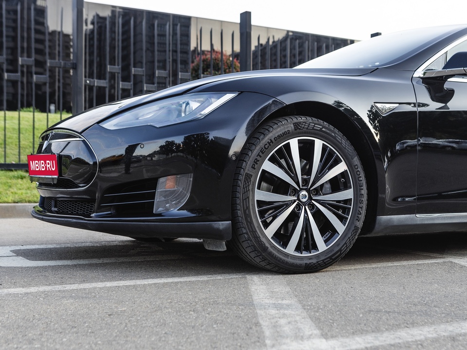 Tesla Model S I, 2016 год, 2 790 000 рублей, 12 фотография