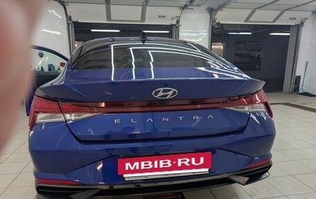 Hyundai Elantra, 2021 год, 2 080 000 рублей, 12 фотография