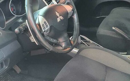 Mitsubishi Outlander III рестайлинг 3, 2008 год, 1 100 000 рублей, 15 фотография