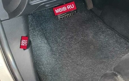 Mitsubishi Outlander III рестайлинг 3, 2008 год, 1 100 000 рублей, 13 фотография