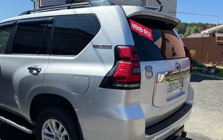 Toyota Land Cruiser Prado 150 рестайлинг 2, 2018 год, 6 200 000 рублей, 5 фотография