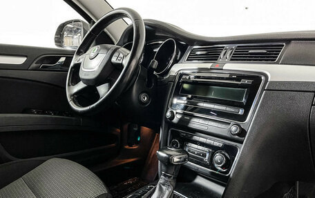Skoda Superb III рестайлинг, 2012 год, 797 000 рублей, 9 фотография
