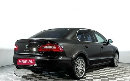 Skoda Superb III рестайлинг, 2012 год, 797 000 рублей, 5 фотография