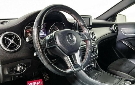 Mercedes-Benz GLA, 2015 год, 1 897 000 рублей, 13 фотография