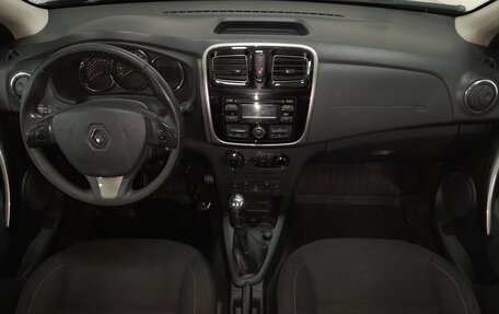 Renault Sandero II рестайлинг, 2015 год, 669 000 рублей, 9 фотография