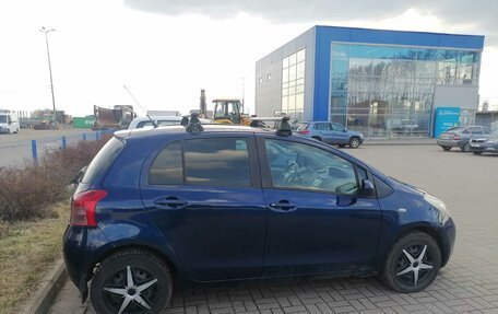 Toyota Yaris III рестайлинг, 2007 год, 465 000 рублей, 7 фотография