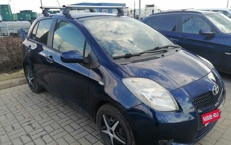 Toyota Yaris III рестайлинг, 2007 год, 465 000 рублей, 3 фотография