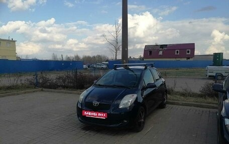 Toyota Yaris III рестайлинг, 2007 год, 465 000 рублей, 5 фотография