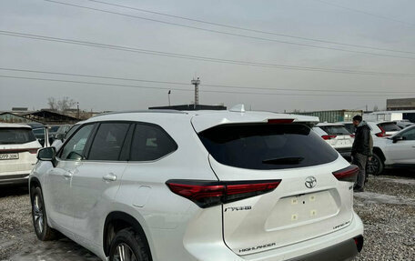 Toyota Highlander, 2025 год, 4 690 000 рублей, 7 фотография