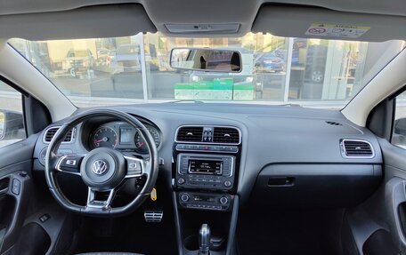 Volkswagen Polo VI (EU Market), 2016 год, 1 060 000 рублей, 9 фотография