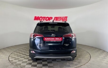 Toyota RAV4, 2017 год, 2 155 000 рублей, 6 фотография
