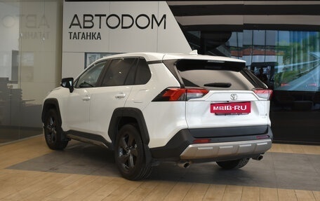Toyota RAV4, 2023 год, 3 750 000 рублей, 5 фотография