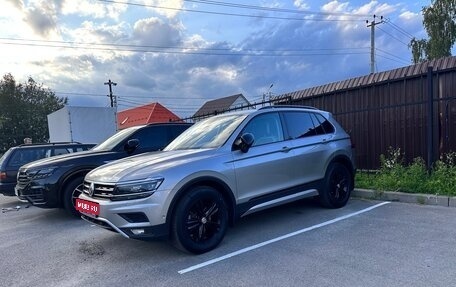 Volkswagen Tiguan II, 2019 год, 2 400 000 рублей, 1 фотография