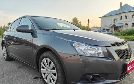 Chevrolet Cruze II, 2011 год, 799 000 рублей, 1 фотография